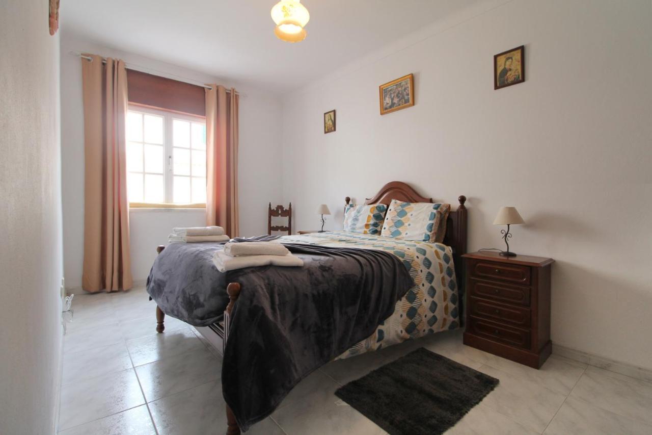 Casa Da Avo Apartment วิลานอวา ดิ มิลฟงติส ภายนอก รูปภาพ